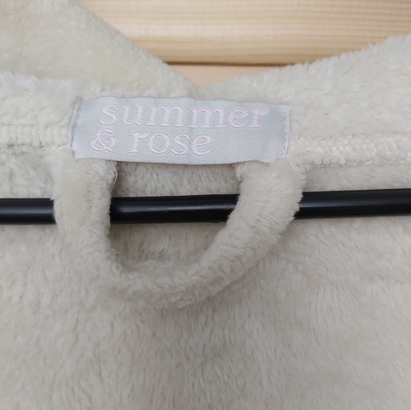 EUC L/XL Summer and Rose teddy bear fuzzy robe - Picture 8 of 9